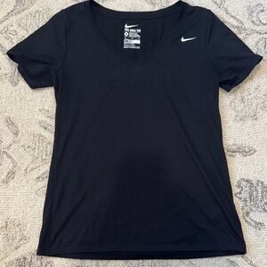 Nike Women's Black Short Sleeve Tee DRI-FIT
